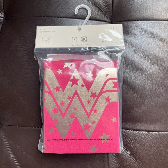 NWT Gap Organic Cotton Wonder Woman Pajamas - Picture 2 of 3
